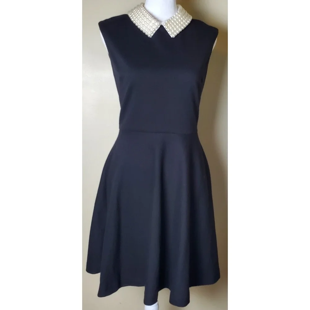 Betsey Johnson Sleeveless Little Black Dress Pearl Collar 4 Classic Hepburn